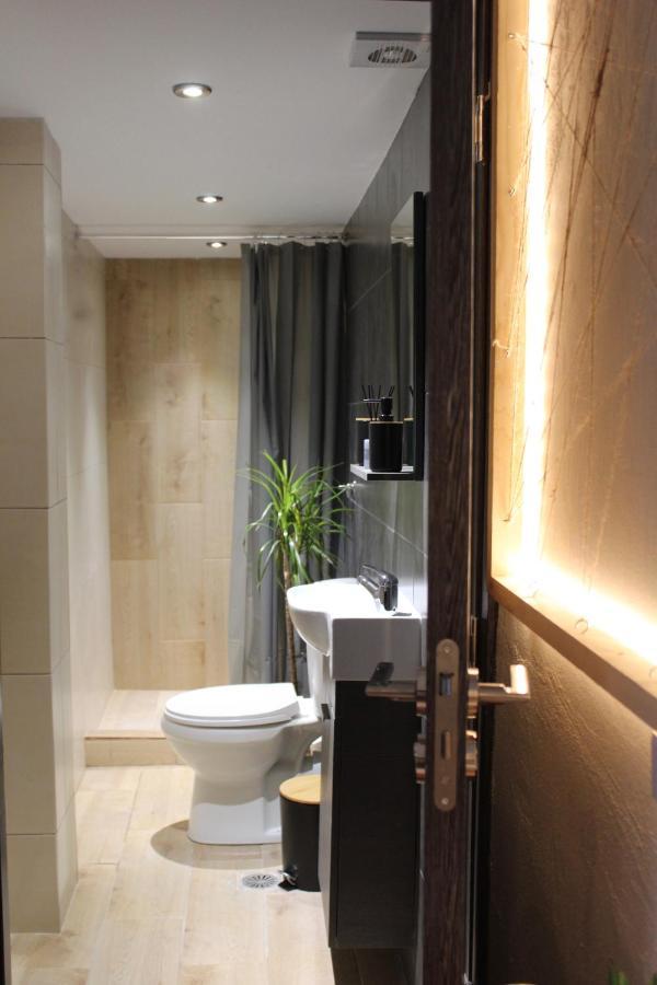 Charcoal Thirteen Apartment Kavála ภายนอก รูปภาพ