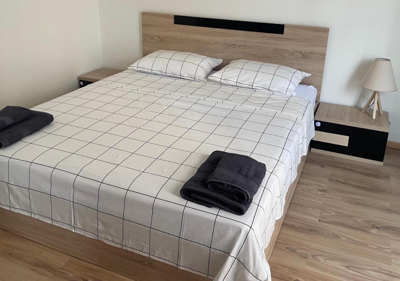 Charcoal Thirteen Apartment Kavála ภายนอก รูปภาพ