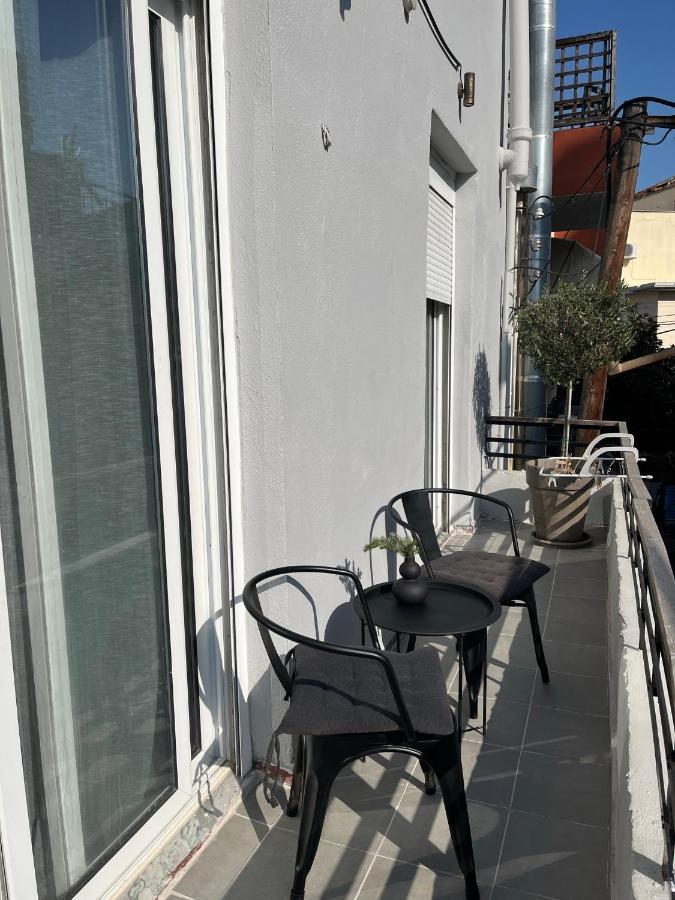 Charcoal Thirteen Apartment Kavála ภายนอก รูปภาพ